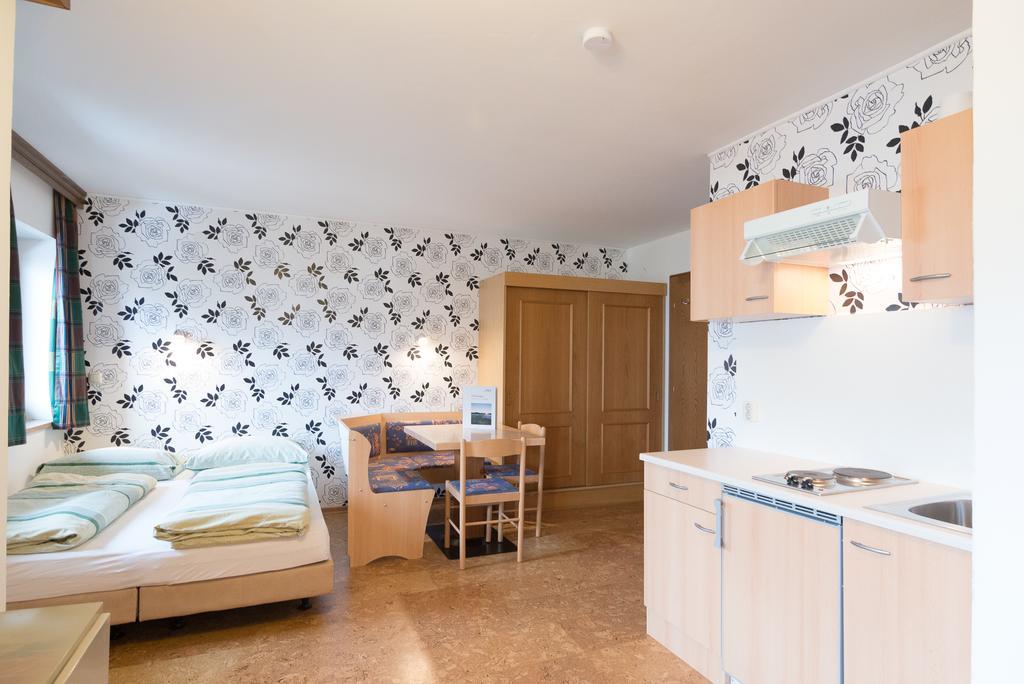 Hotel Haus Brandeck à Uttendorf Chambre photo