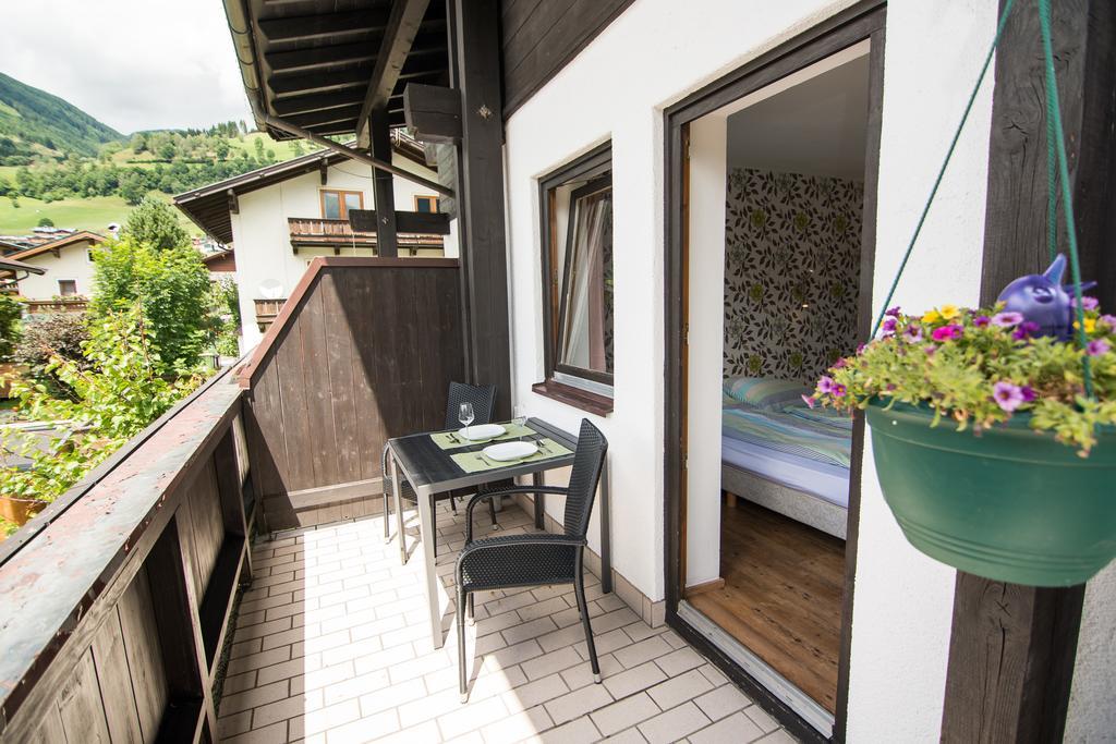 Hotel Haus Brandeck à Uttendorf Extérieur photo